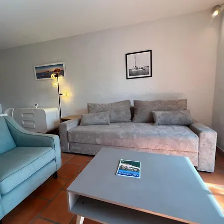 A - Proche Du Moulleau Avec Terrasse - Fr-1-474-281